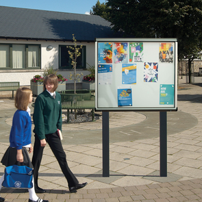 Shield Exterior Showcase + Magnetic Whiteboard + Coloured Frame + Sunken Posts Shield Exterior Showcase + Magnetic Whiteboard + Coloured Frame + Sunken Posts |  Outdoor Signs | www.ee-supplies.co.uk