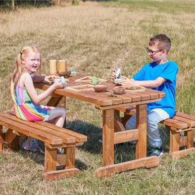 Beefy Pinic Table & Benches (3pk) Beefy Pinic Table & Benches (3pk) | Outdoor Seating | www.ee-supplies.co.uk