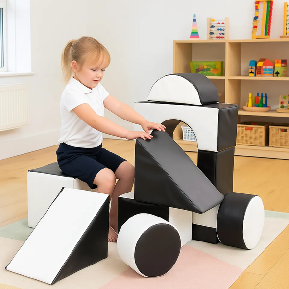 Black & White Soft Play Bag Black & White Soft Play Bag | www.ee-supplies.co.uk