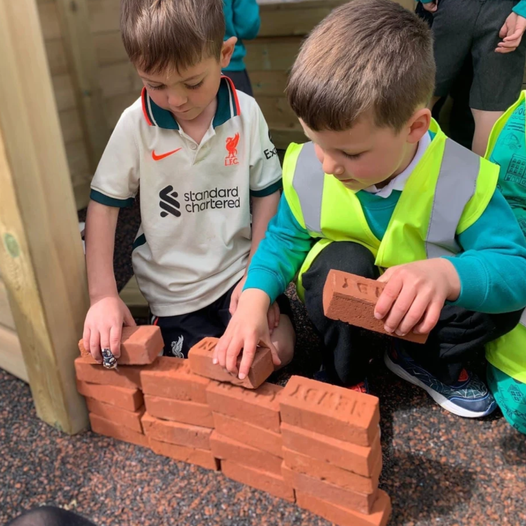 Children's Real Mini Play Bricks | Construction | www.ee-supplies.co.uk ...