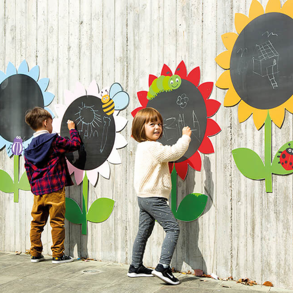 Daisy Outdoor Chalkboard Set Of 5 | Educational Equipment Supplies