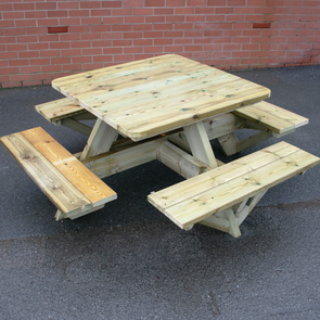 Children Round Picnic Bench Table Seating Forest Outdoor Robinia Throne Chairs | ee-supplies.co.uk