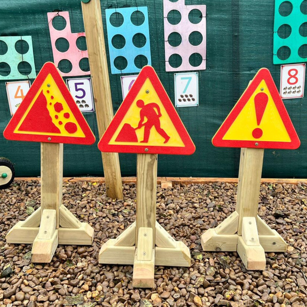 Outdoor Construction Road Signs x 3