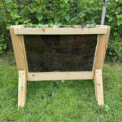 Outdoor Nature Inset Wormery Hide Outdoor Nature Inset Wormery Hide | www.ee-supplies.co.uk