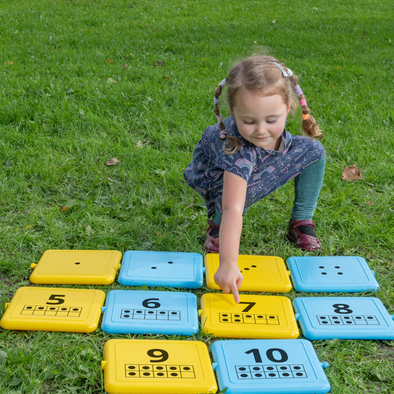 Subitising Giant Connecting Beads Subitising Giant Connecting Beads | Wooden Toys | www.ee-supplies.co.uk