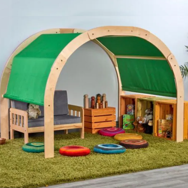 Umbu Indoor Wooden Group Arch