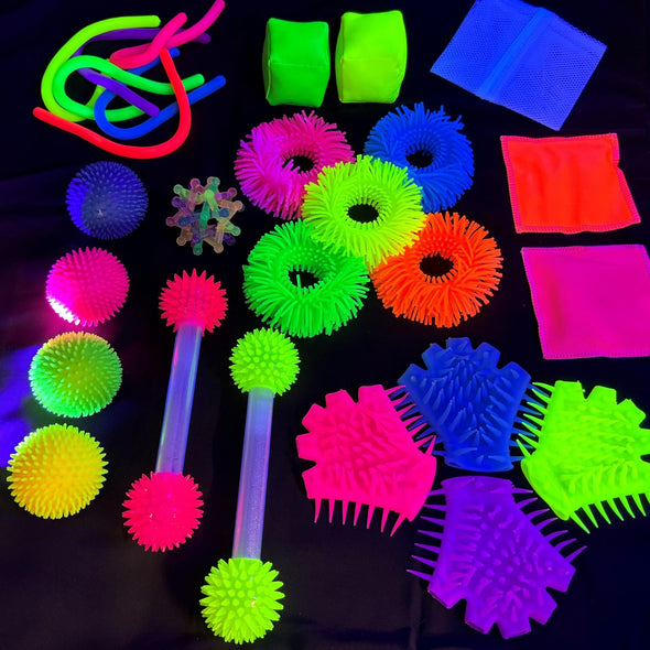 UV Glow Up Sensory Tactile Kit – 19 Pieces UV Glow Up Sensory Tactile Kit – 19 Pieces | Sensory | www.ee-supplies.co.uk