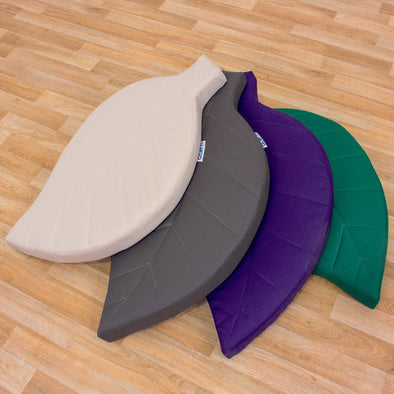 Leaf Foam Pads Set of 16 Leaf Sit Pads | Sit Upons| www.ee-supplies.co.uk